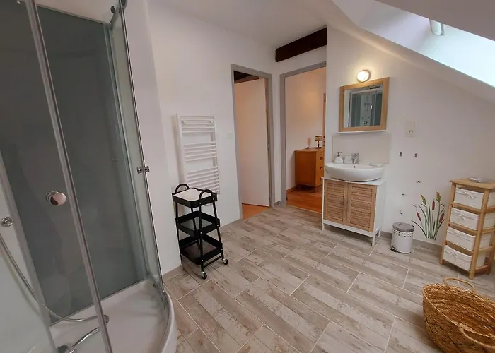 La Petite Maison * 韦日