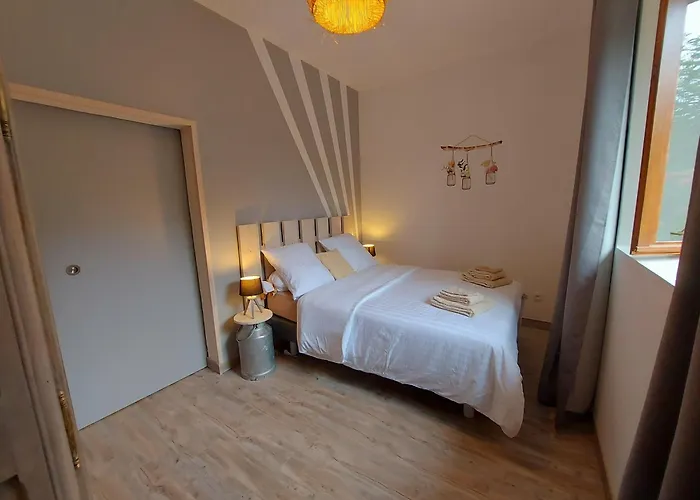 度假居 La Petite Maison 韦日